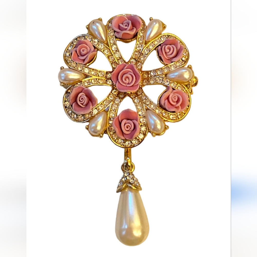 Avon Pink Bisque Rose Gold Tone Brooch - Picture 1 of 9